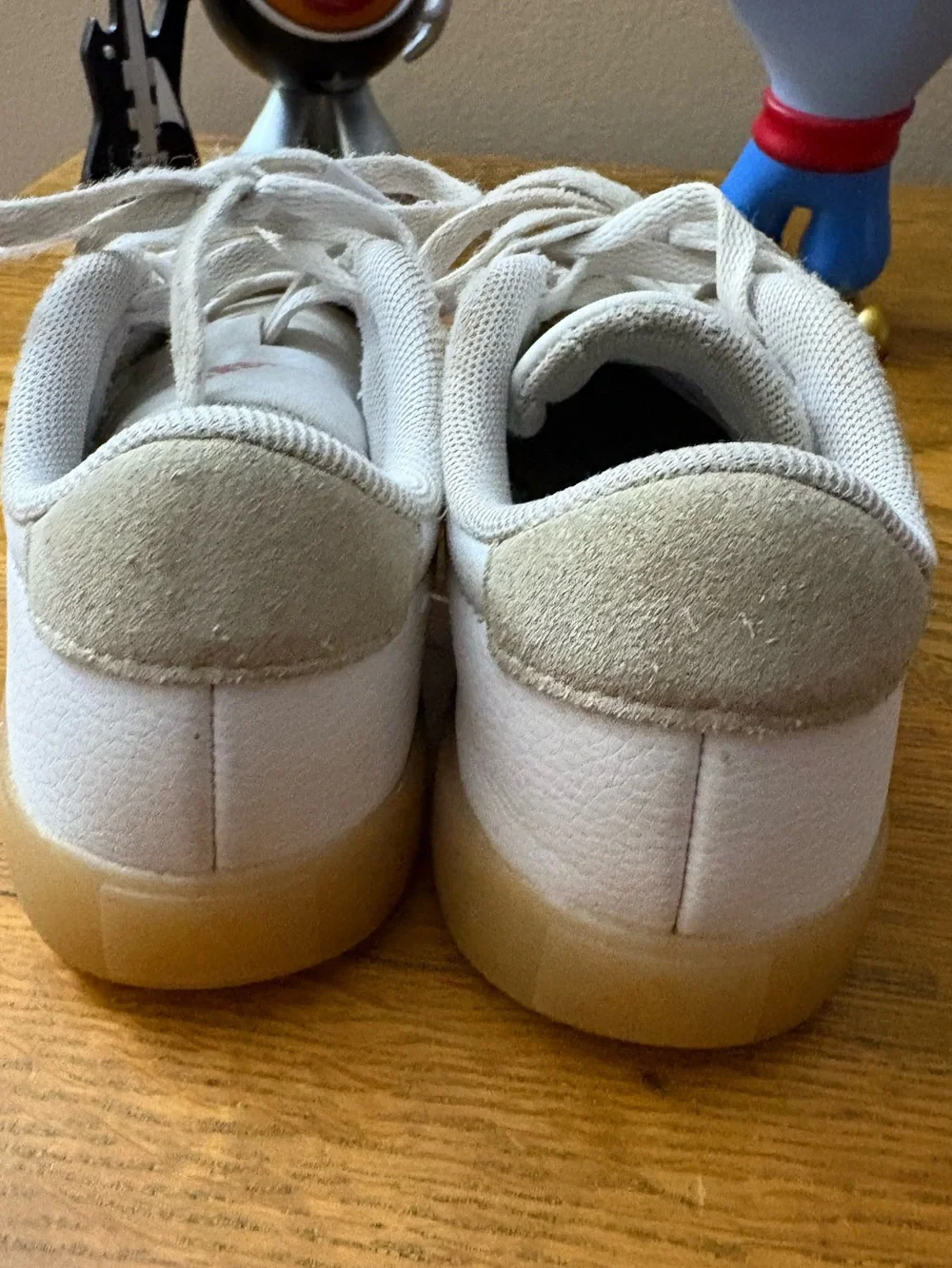 Little kids/toddlers adidas pink gazelles. Size 11.